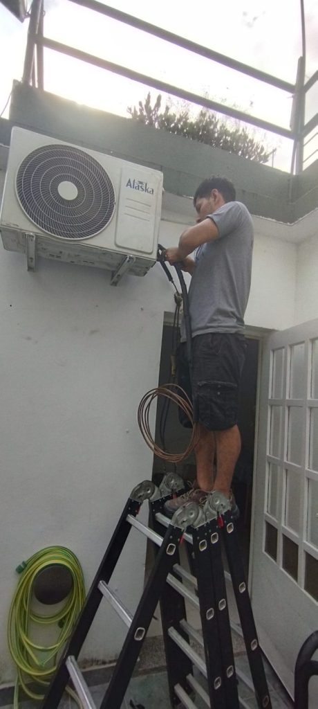 Instalación de aire acondicionado en departamento nuevo, CABA: detalle 11