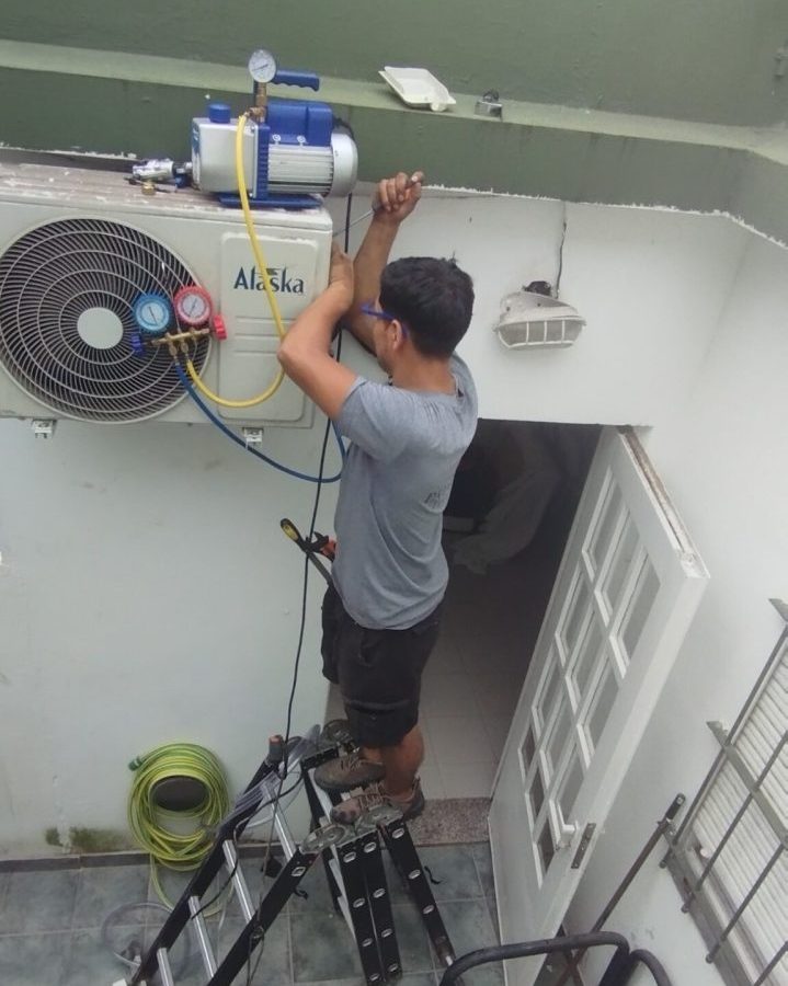 Instalación de aire acondicionado en departamento nuevo, CABA: detalle 12