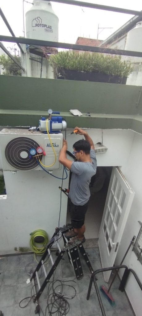 Instalación de aire acondicionado en departamento nuevo, CABA: detalle 17