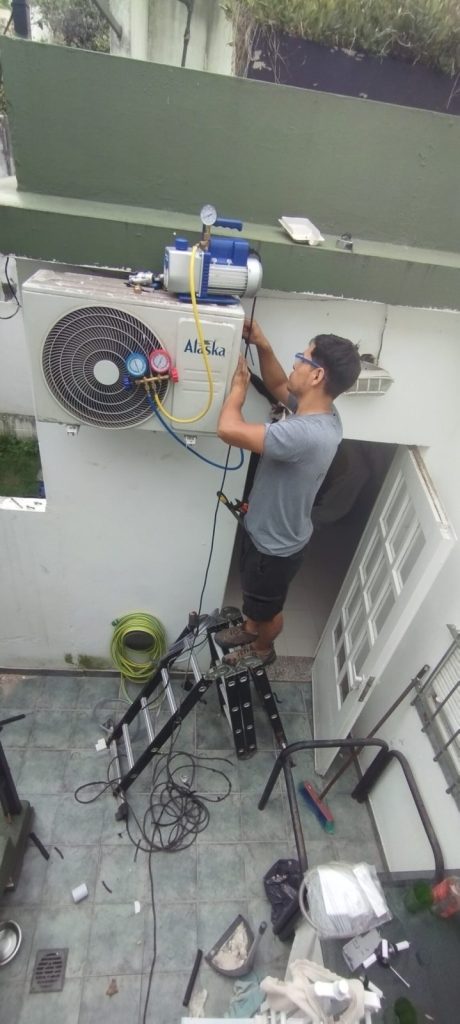 Instalación de aire acondicionado en departamento nuevo, CABA: detalle 5