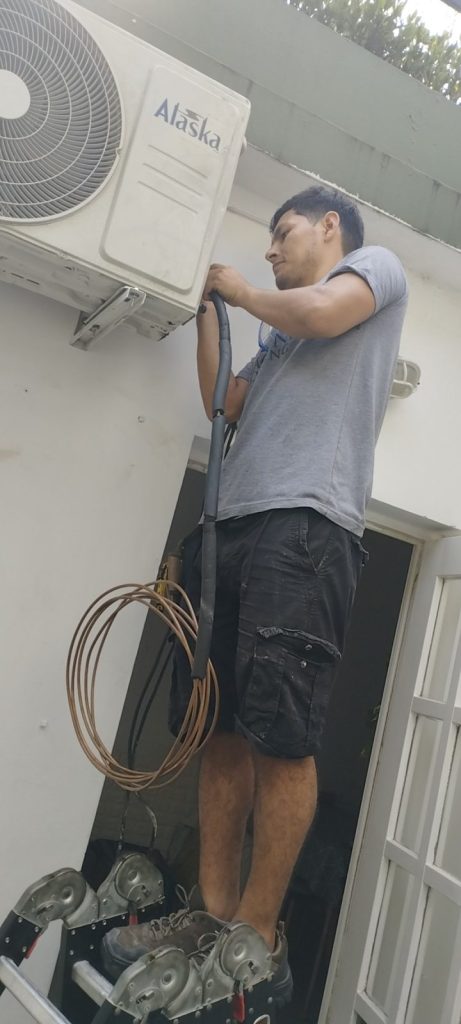 Instalación de aire acondicionado en departamento nuevo, CABA: detalle 7