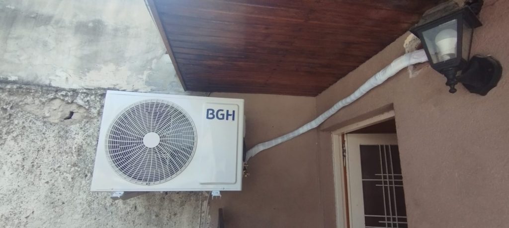 Instalación de aire acondicionado en pared antigua, CABA: detalle 11