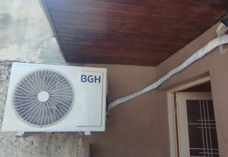 Instalación de aire acondicionado en pared antigua, CABA: detalle 11