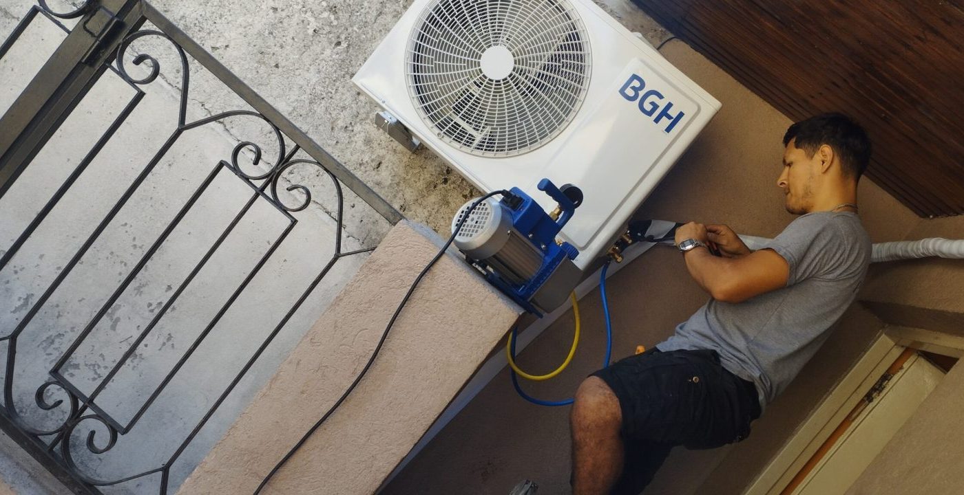 Instalación de aire acondicionado en pared antigua, CABA: detalle 12