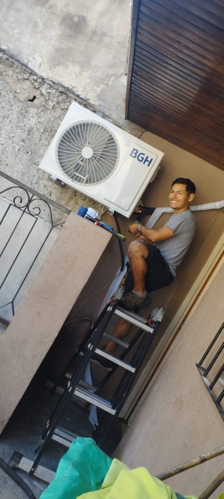 Instalación de aire acondicionado en pared antigua, CABA: detalle 3