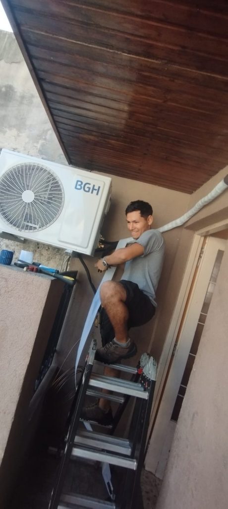 Instalación de aire acondicionado en pared antigua, CABA: detalle 8